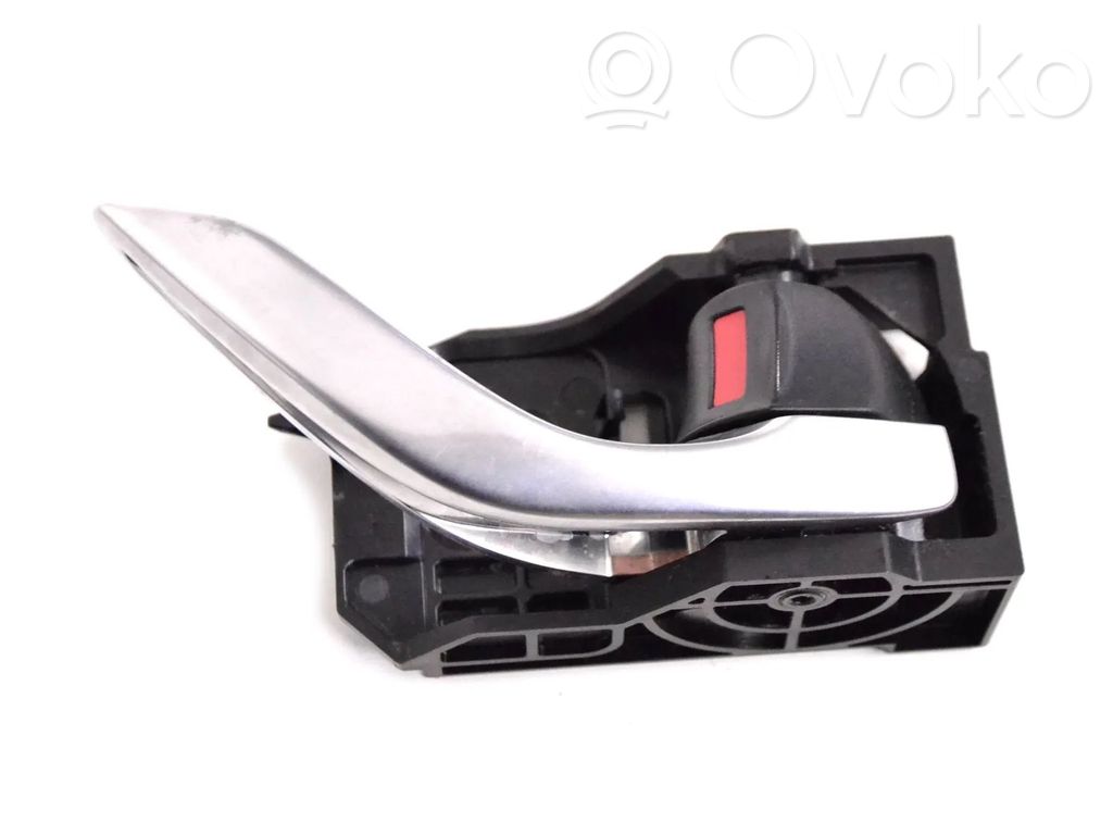 Manecilla interna puerta delantera   KD53T8314