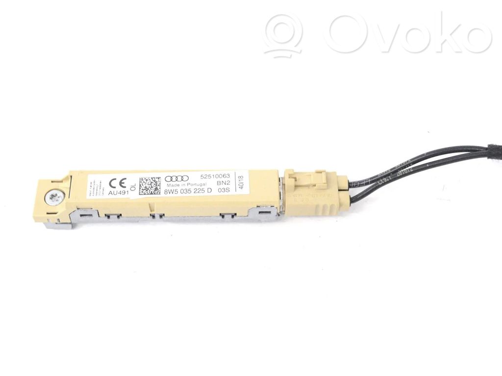 Audi A4 S4 B9 8W Aerial antenna amplifier 