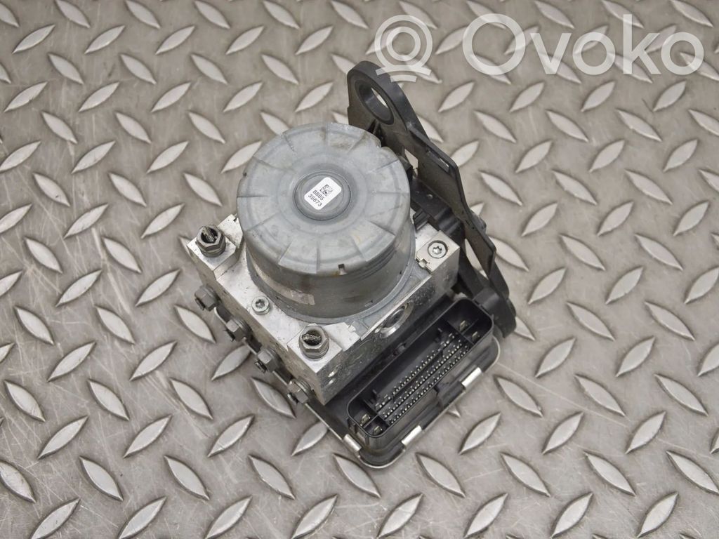 Volkswagen Golf VII Bomba de ABS 