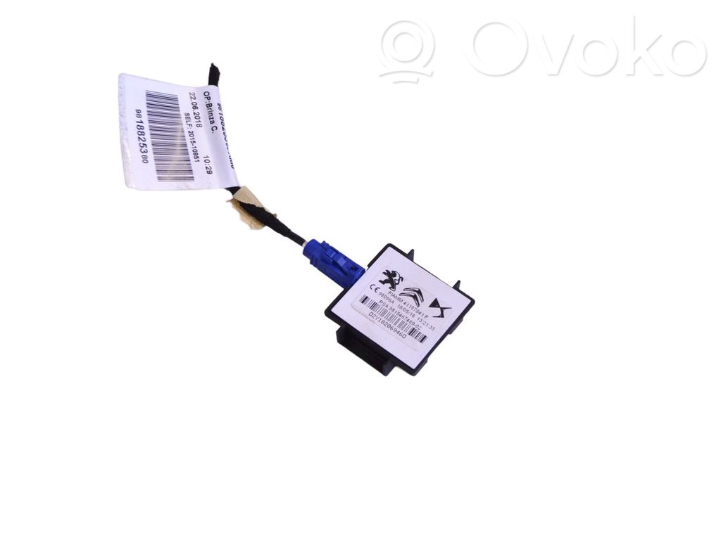 Peugeot 3008 II Aerial GPS antenna 