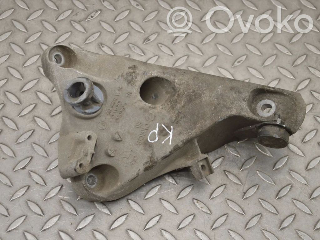 BMW X6 F16 Engine mounting bracket 