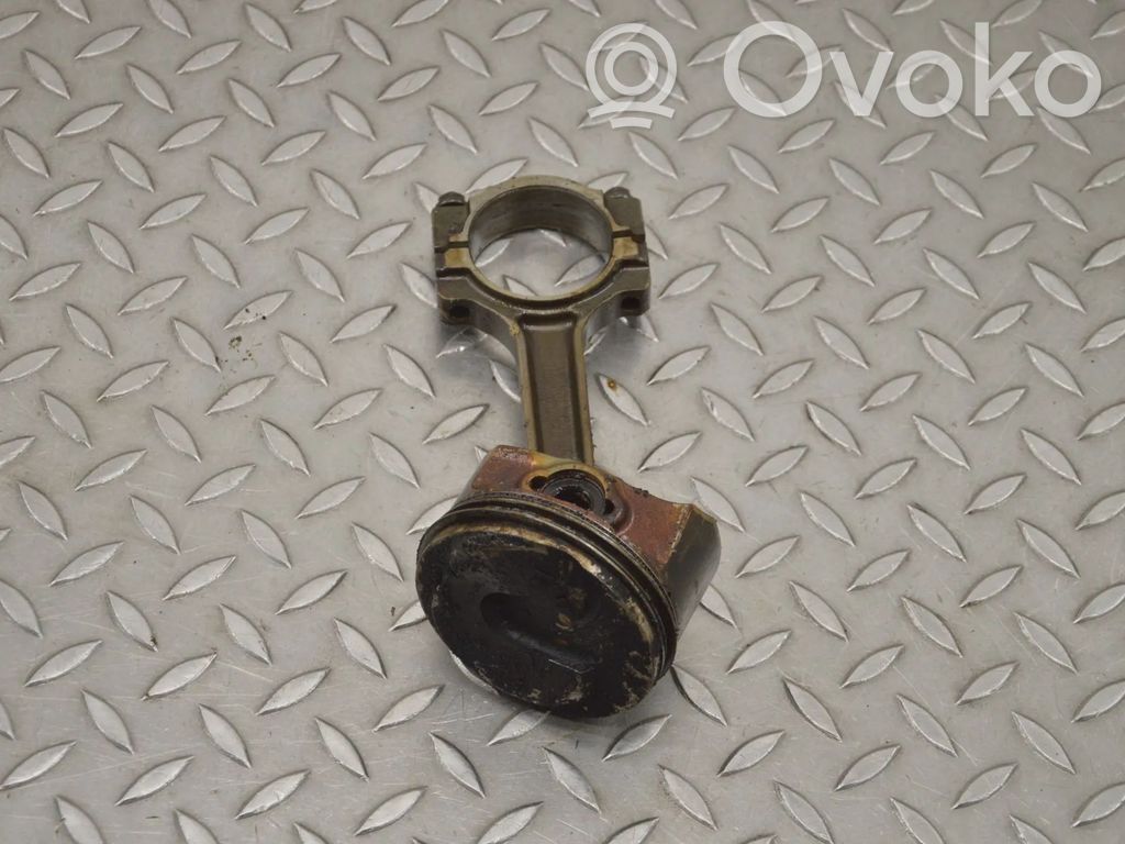 Piston