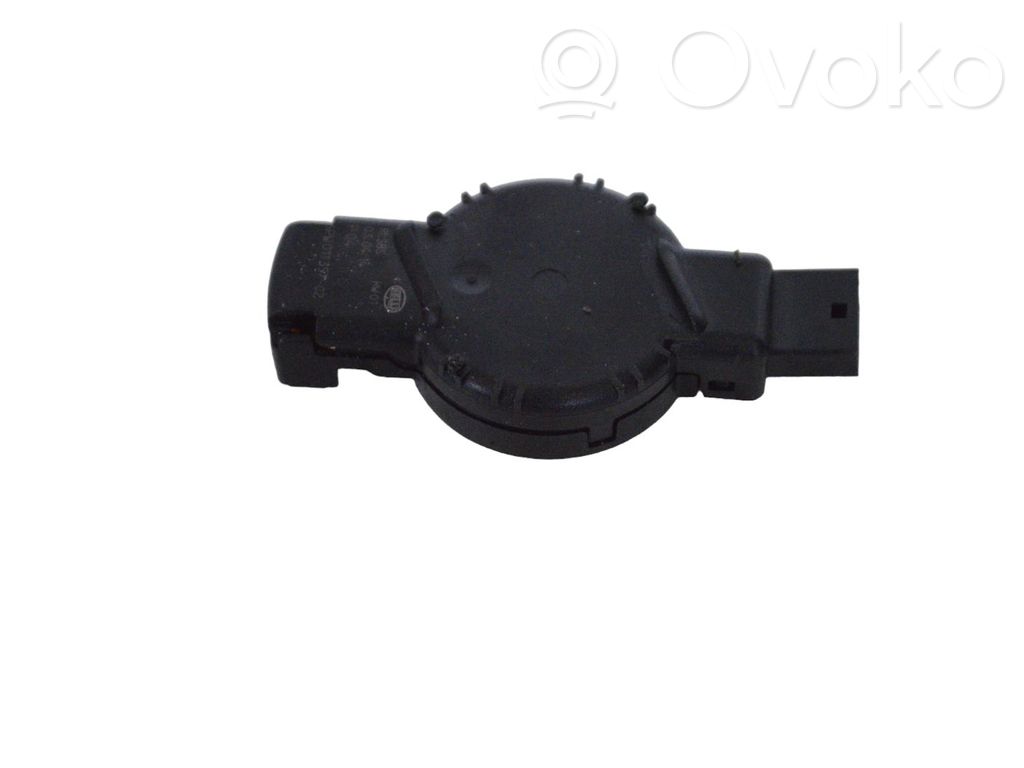 Tesla Model S Rain sensor 