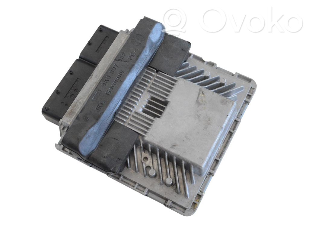 Audi A4 S4 B8 8K Engine control unit/module 