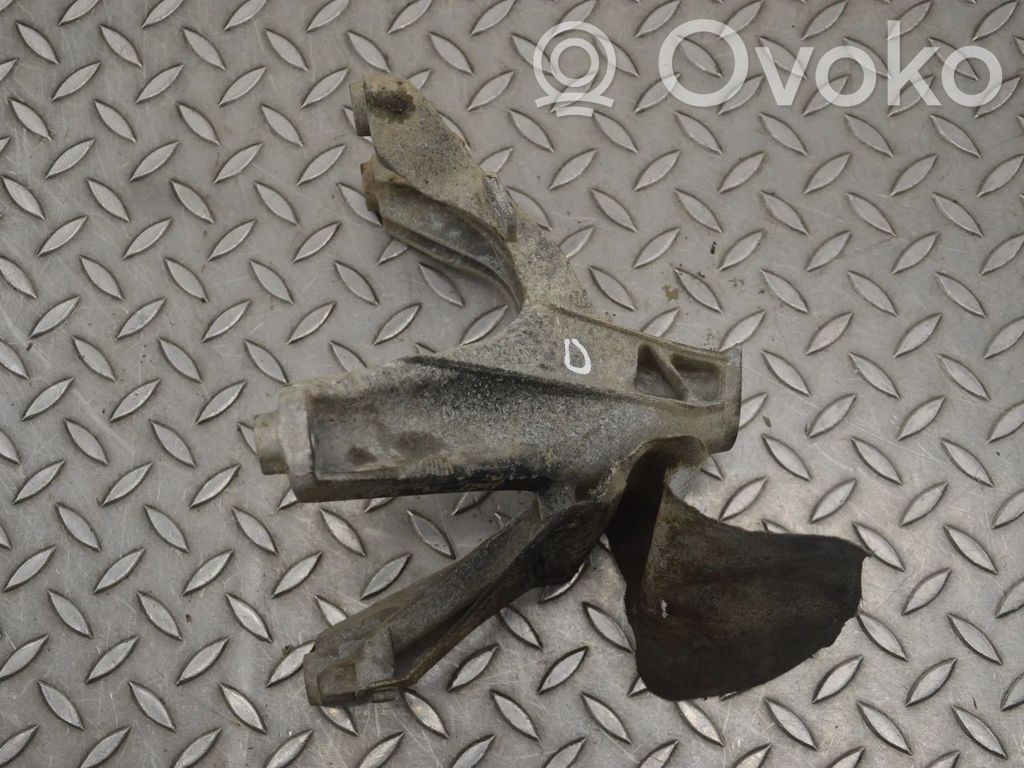 Audi Q5 SQ5 8R Engine mounting bracket 