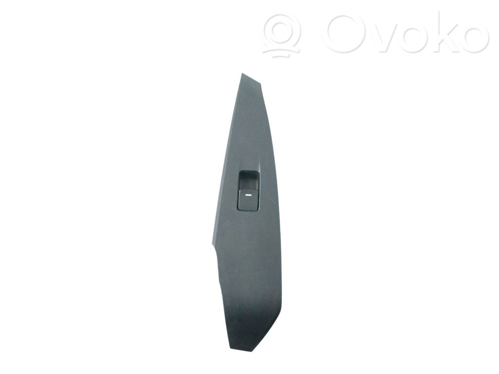 Electric window control switch   GHP9685L1