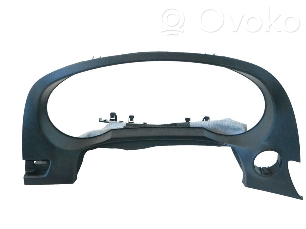 Mazda 6 Moldura del panel 