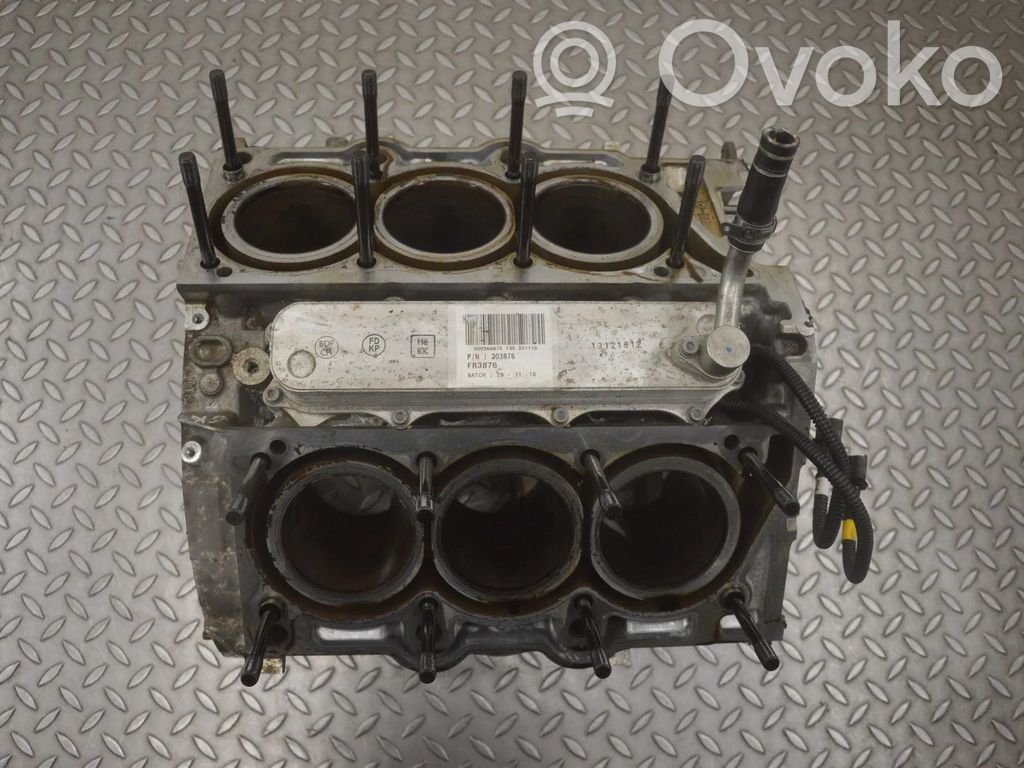 Maserati Ghibli Engine block 