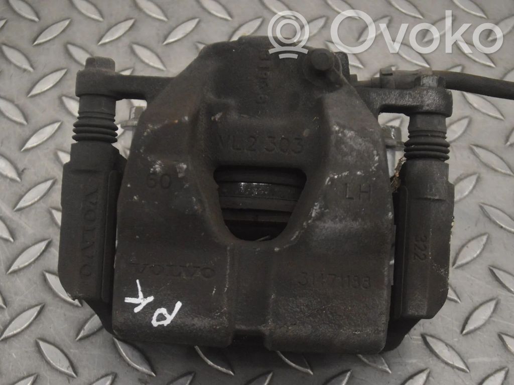 Volvo XC40 Etujarrusatula 