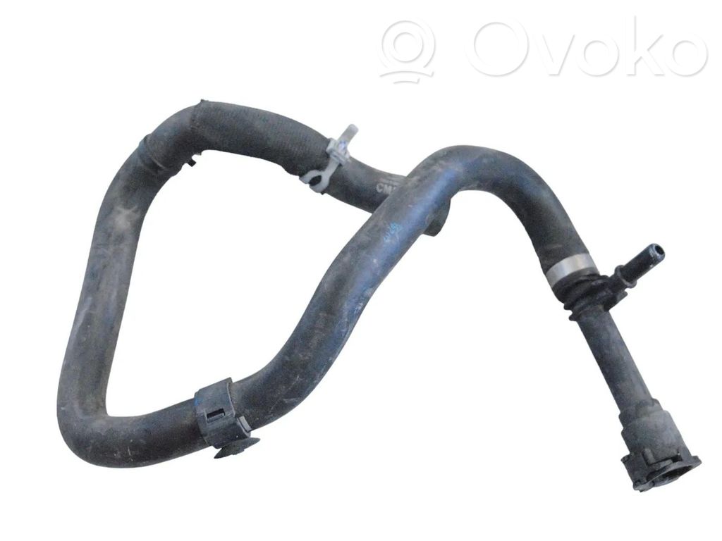Volvo XC40 Engine coolant pipe/hose 