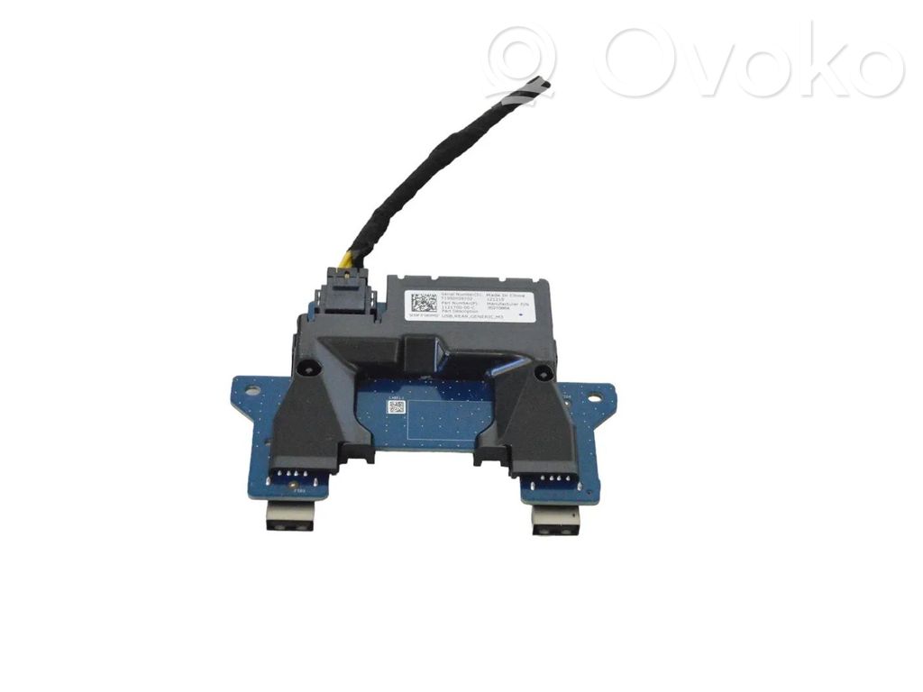 Tesla Model 3 USB socket connector 