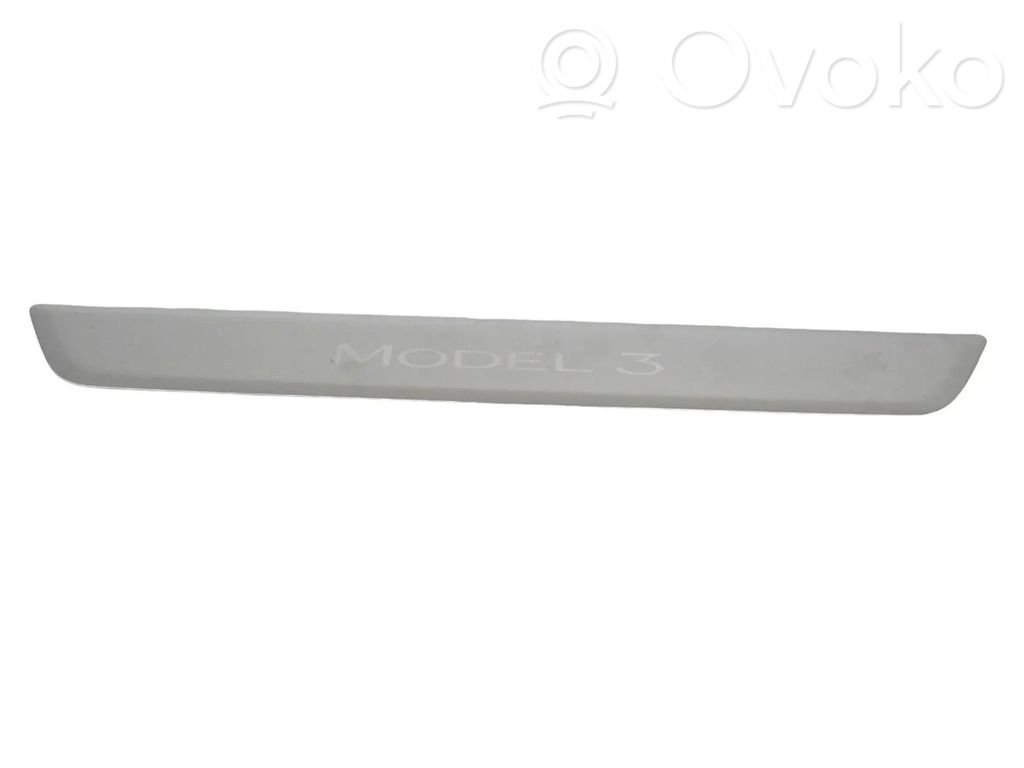 (A) pillar trim   150476300A