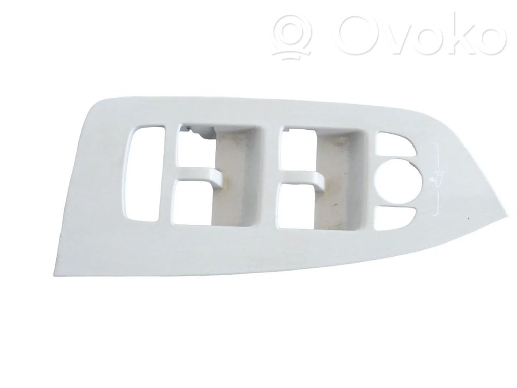 Etuoven verhoilu   31407536