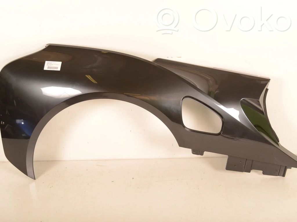 BMW i8 Sparnas 