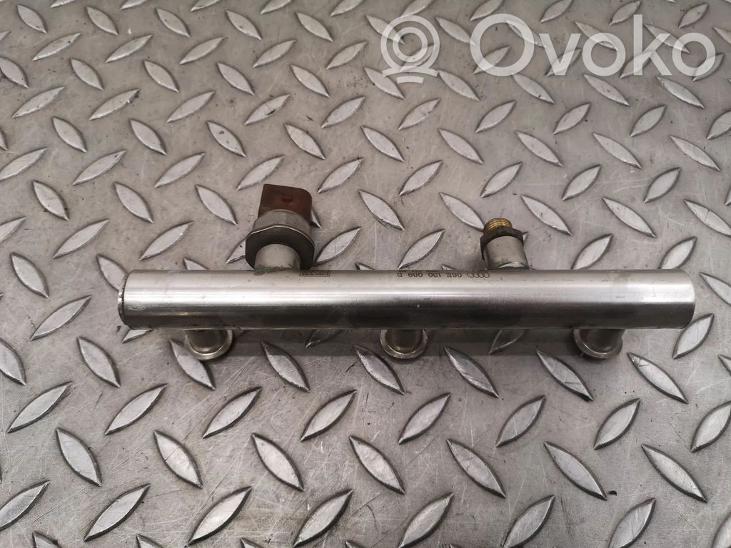 Audi A6 S6 C7 4G Listwa wtryskowa 