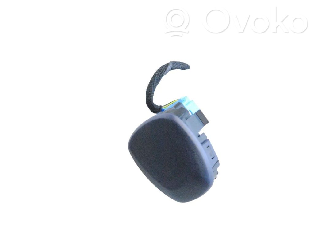 Volvo XC40 Gaismas sensors 
