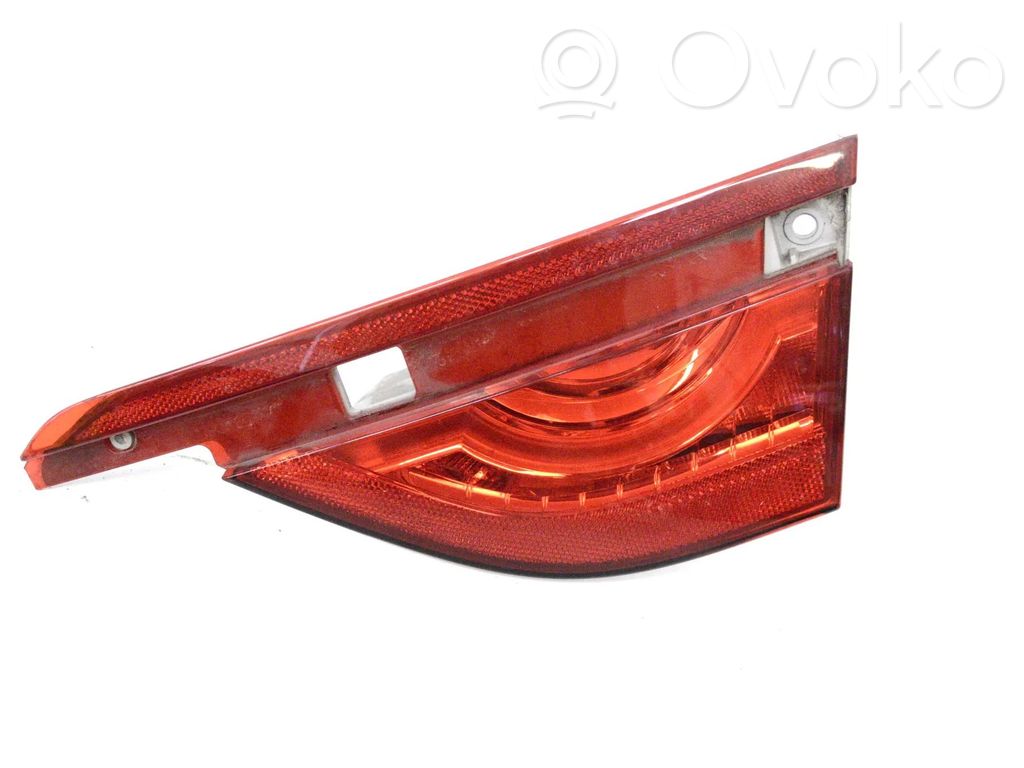Jaguar XF X260 Lampy tylnej klapy bagażnika 