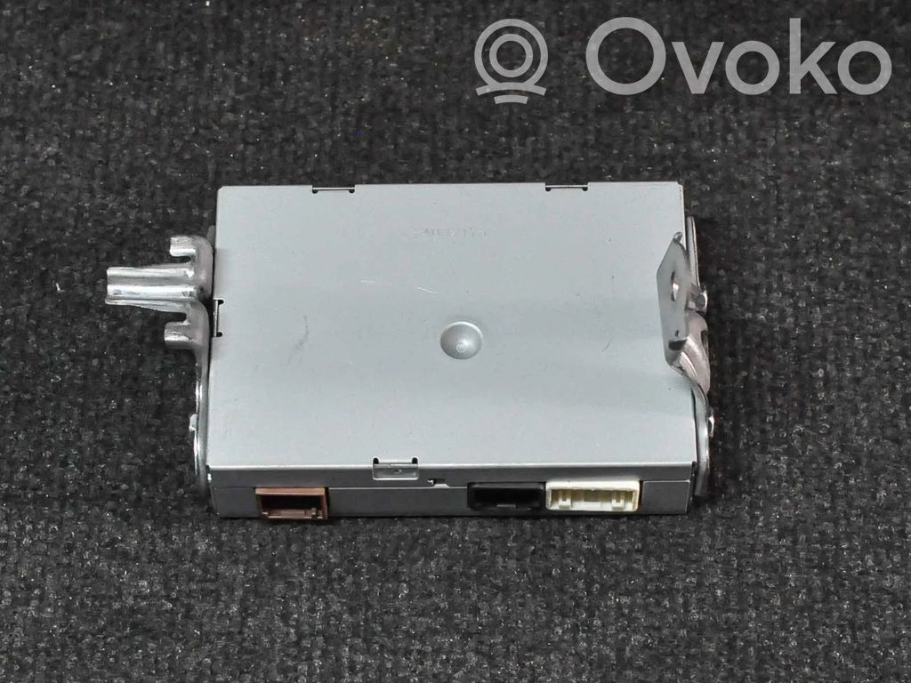 Lexus CT 200H Other devices 