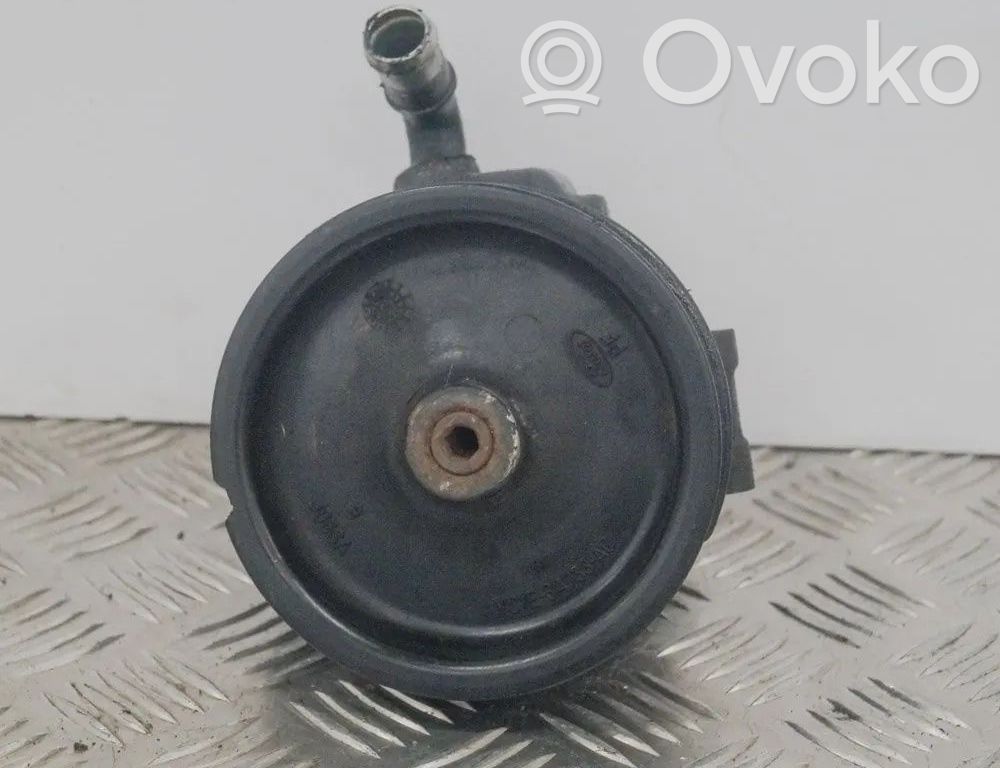 Ford Transit Ohjaustehostimen pumppu 