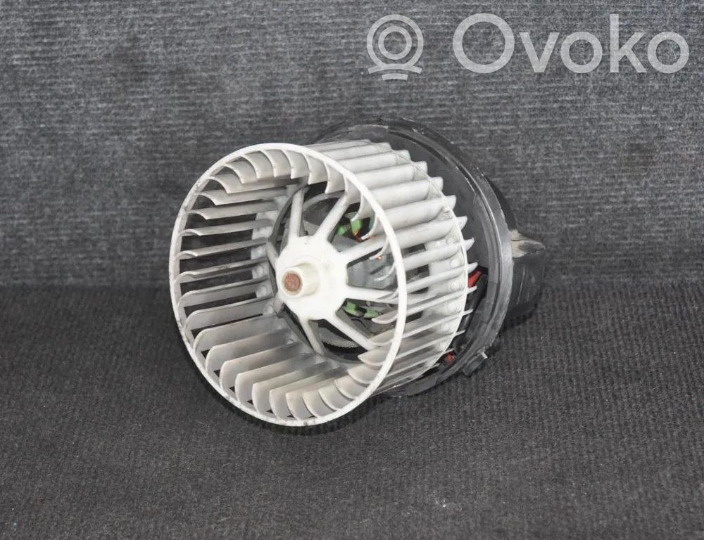 Ford Transit Heizungslüfter 