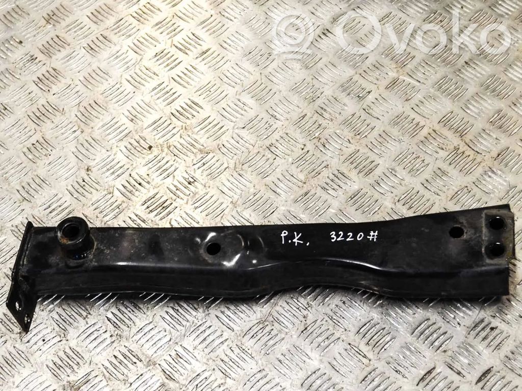 Nissan Qashqai Support, fixation radiateur
