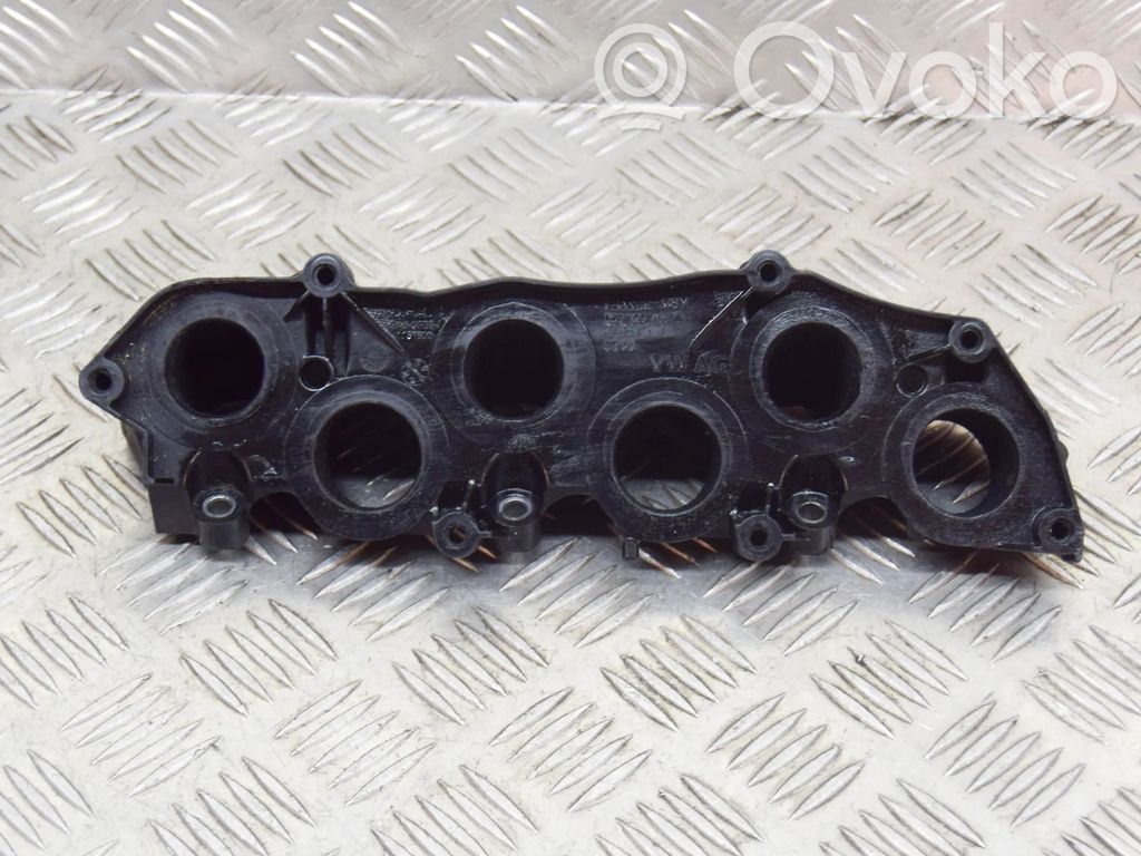 Kolektorius įsiurbimo   059129765D