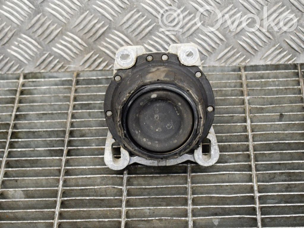 Ford Transit Dzinēja spilvens 