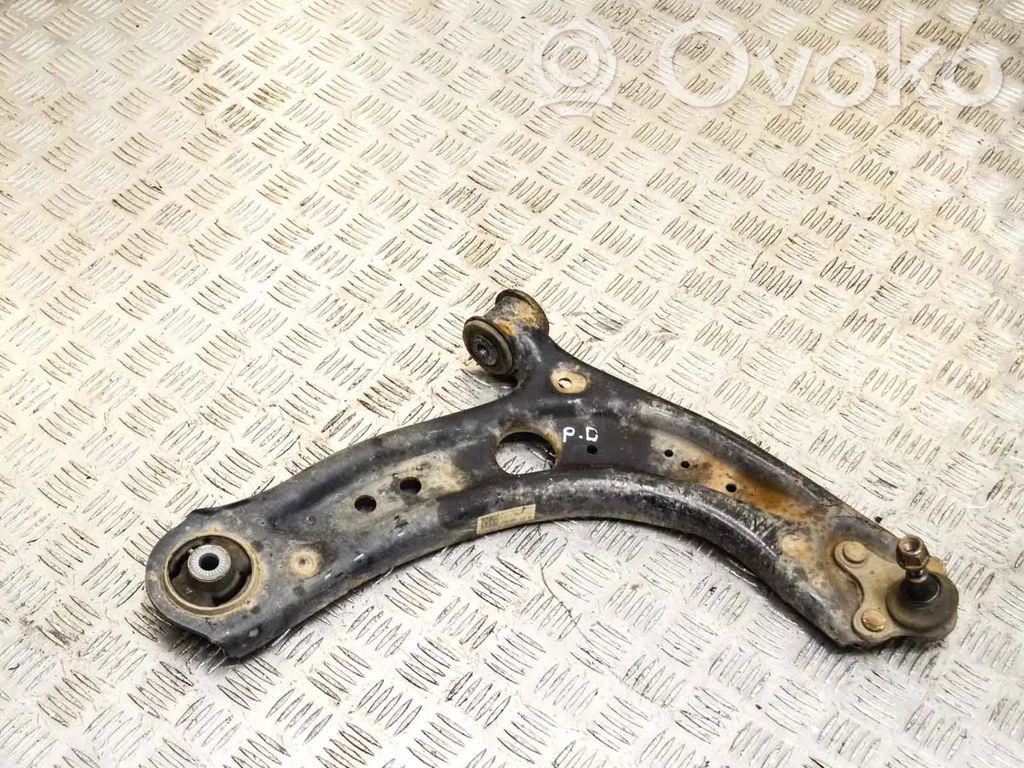 Front lower control arm/wishbone   5Q0407152R