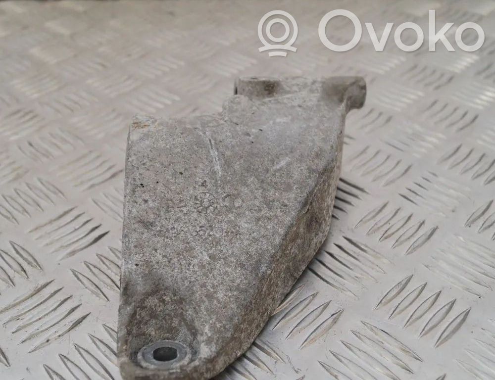 Chevrolet Kalos Other engine bay part 