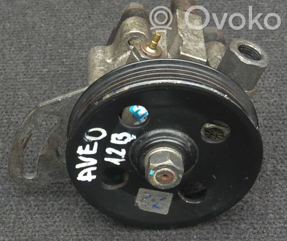 Chevrolet Aveo Ohjaustehostimen pumppu 
