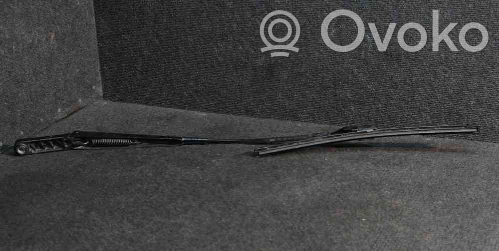 Audi A1 Windshield/front glass wiper blade 