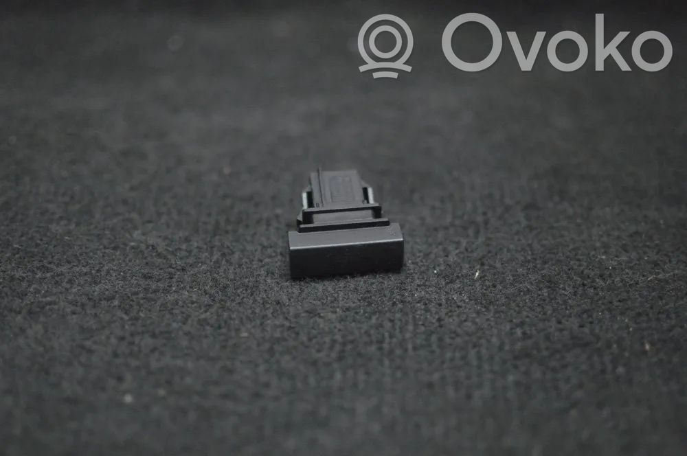 Skoda Octavia Mk2 (1Z) Otros dispositivos 