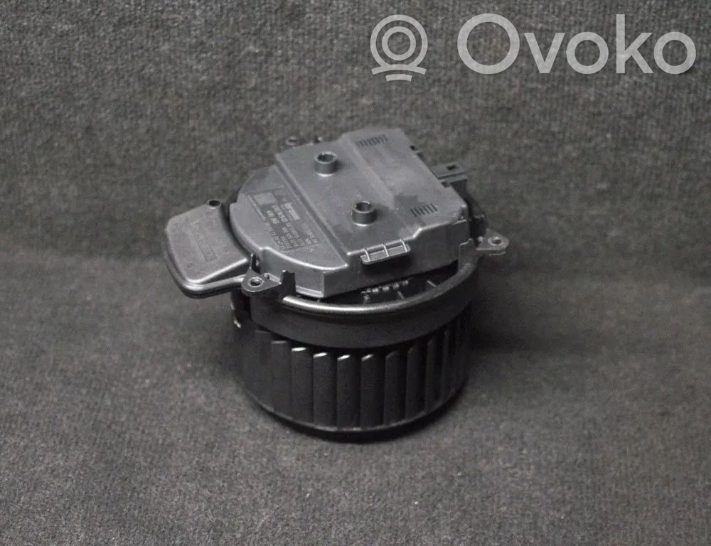 Heizungslüfter   4H2820021B