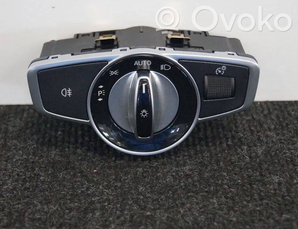 Mercedes-Benz C W205 Interrupteur d’éclairage 