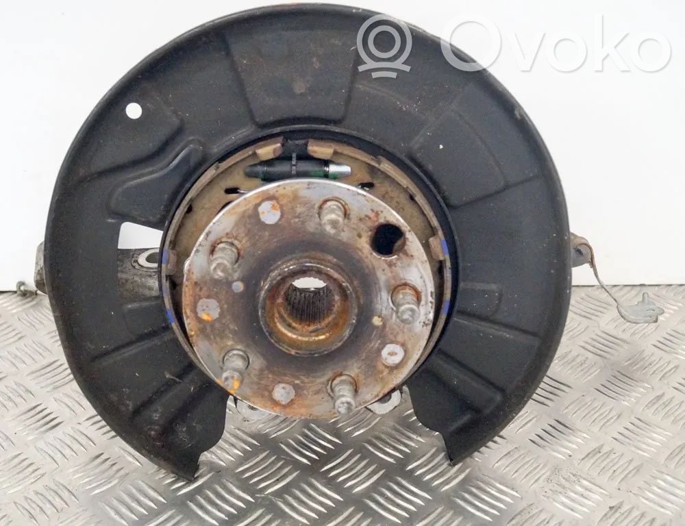 Lexus LS 460 - 600H Cubo de rueda trasera 