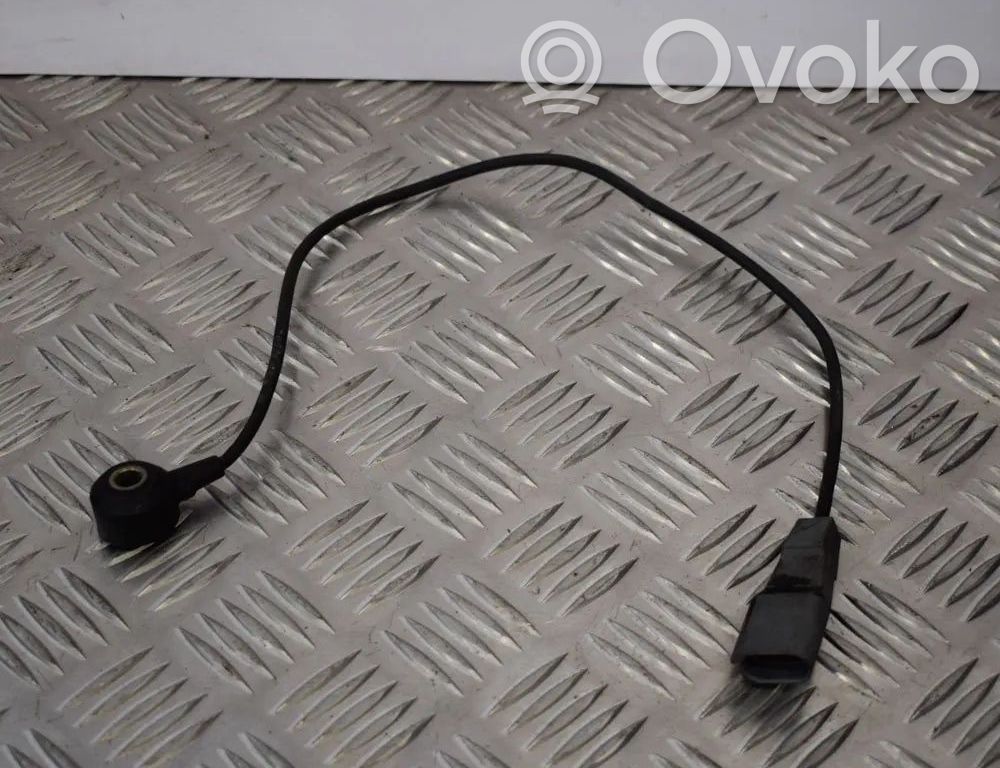 Klopfsensor   06E905377B