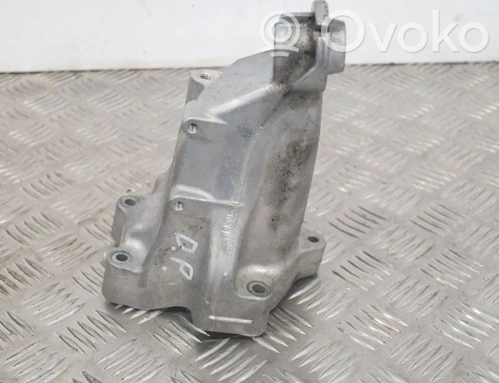 Mercedes-Benz E W212 Halterung Lager Motor