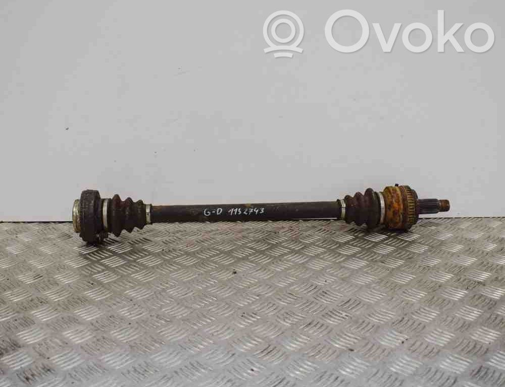 Takavetoakseli   7525822