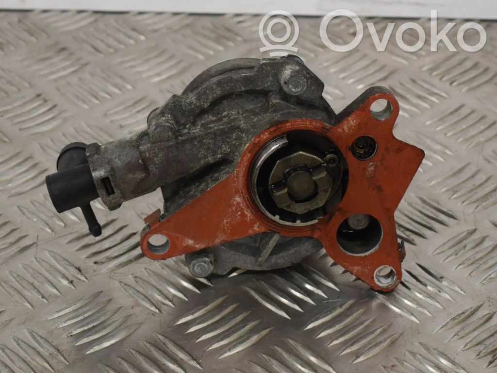 Opel Vivaro Alipainepumppu 