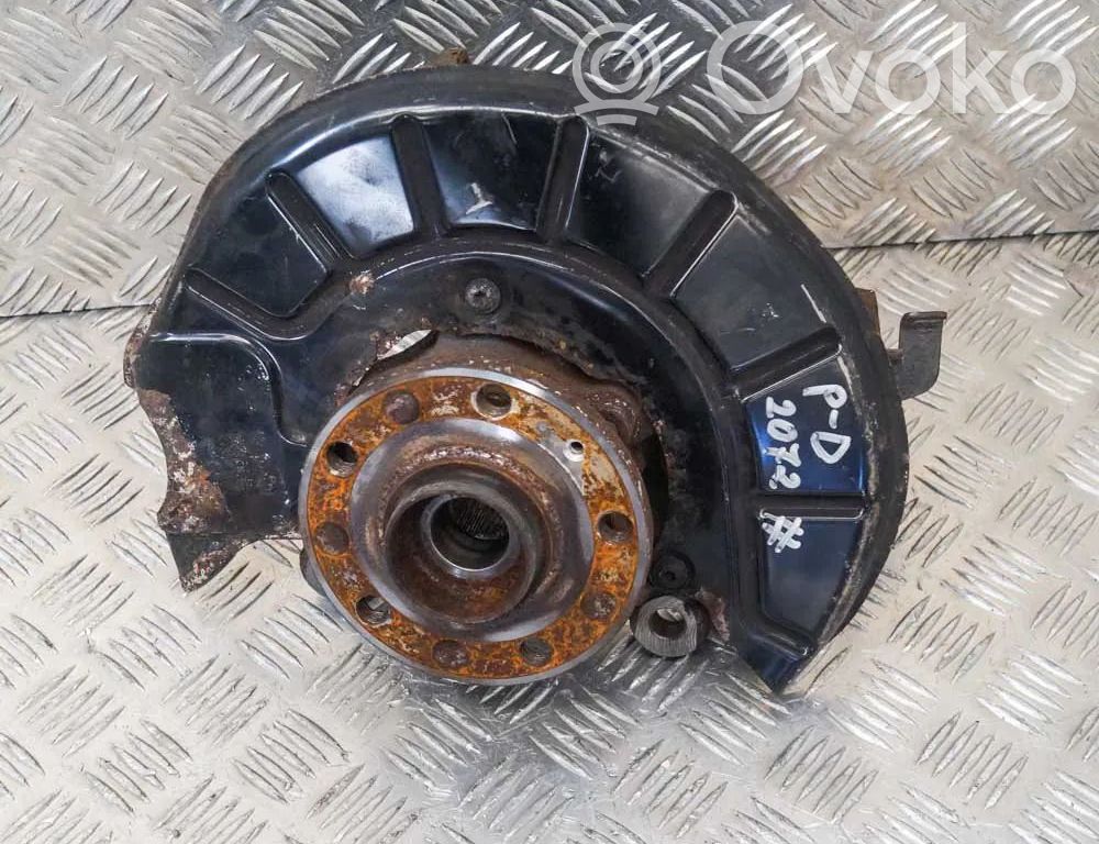 Audi Q3 8U Cubo de rueda delantera 