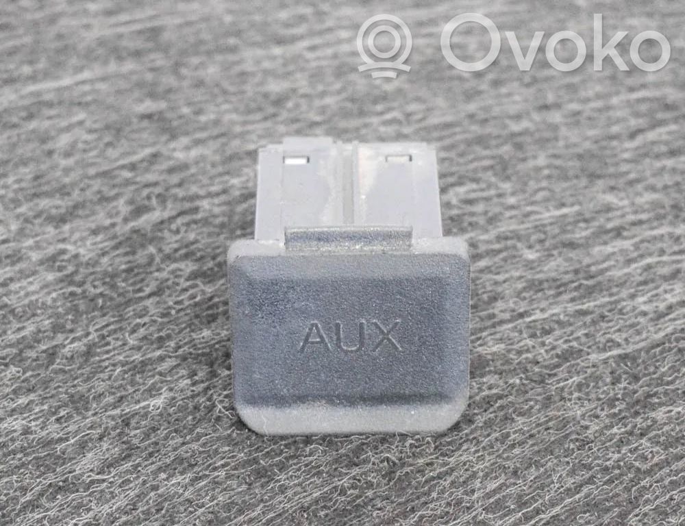 AUX-Anschluss   20874710