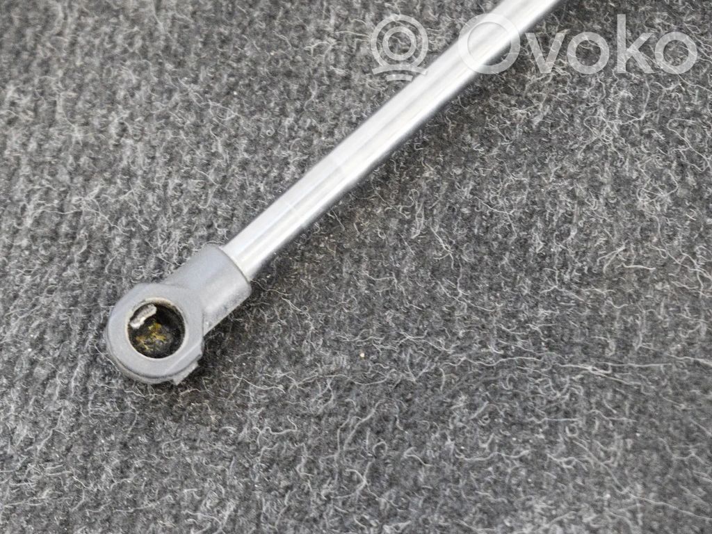 Nissan Note (E12) Tailgate/trunk strut/damper 