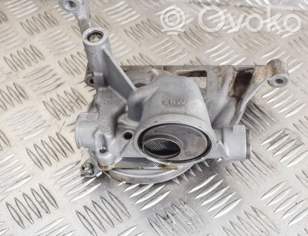 Audi A6 S6 C5 4B Pompa dell’olio 