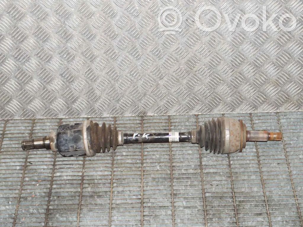 Toyota Auris E180 Priekinis pusašis 