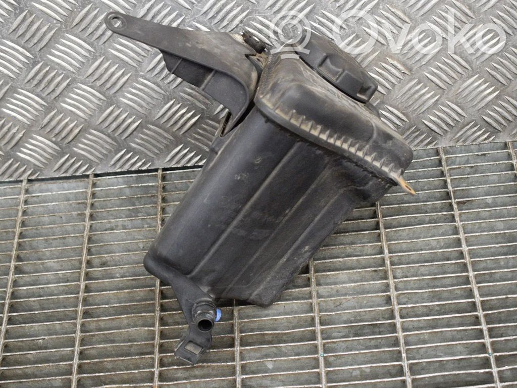 BMW 5 F10 F11 Vase d'expansion / réservoir de liquide de refroidissement