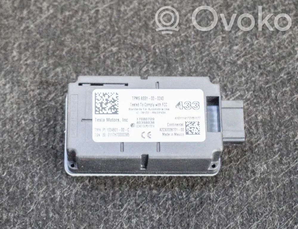 Tesla Model X Tire pressure control unit 