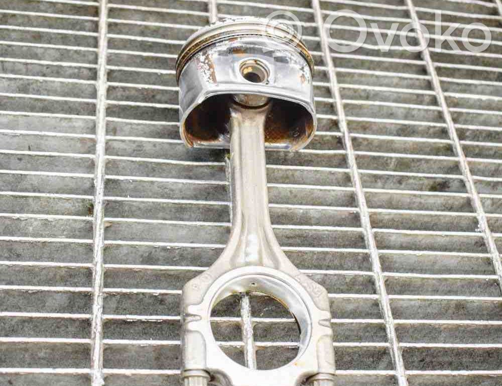 Audi A3 S3 8P Pistón 