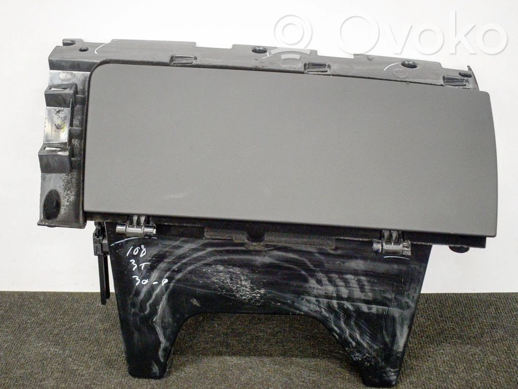 Tesla Model S Mantu nodalījums 