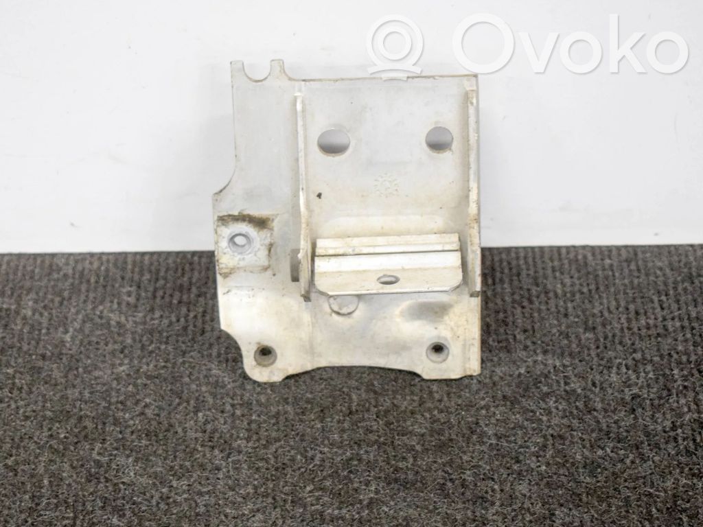 BMW 7 F01 F02 F03 F04 Support, fixation radiateur