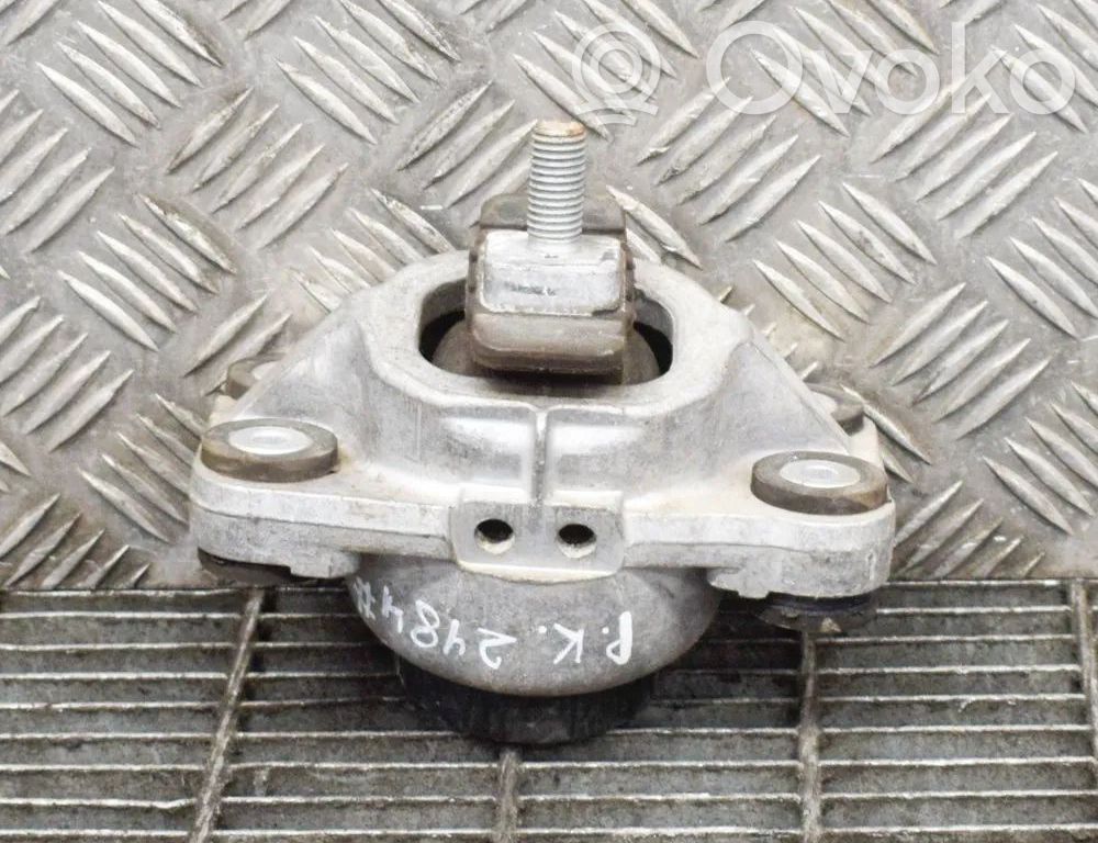Land Rover Range Rover Sport L494 Engine mount bracket 